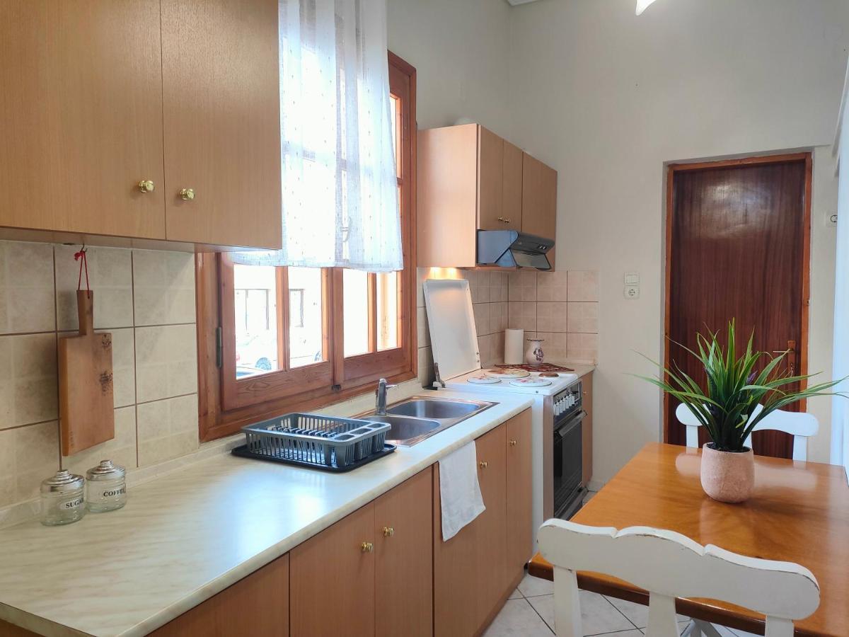 Economy Central Residence Калампака Экстерьер фото